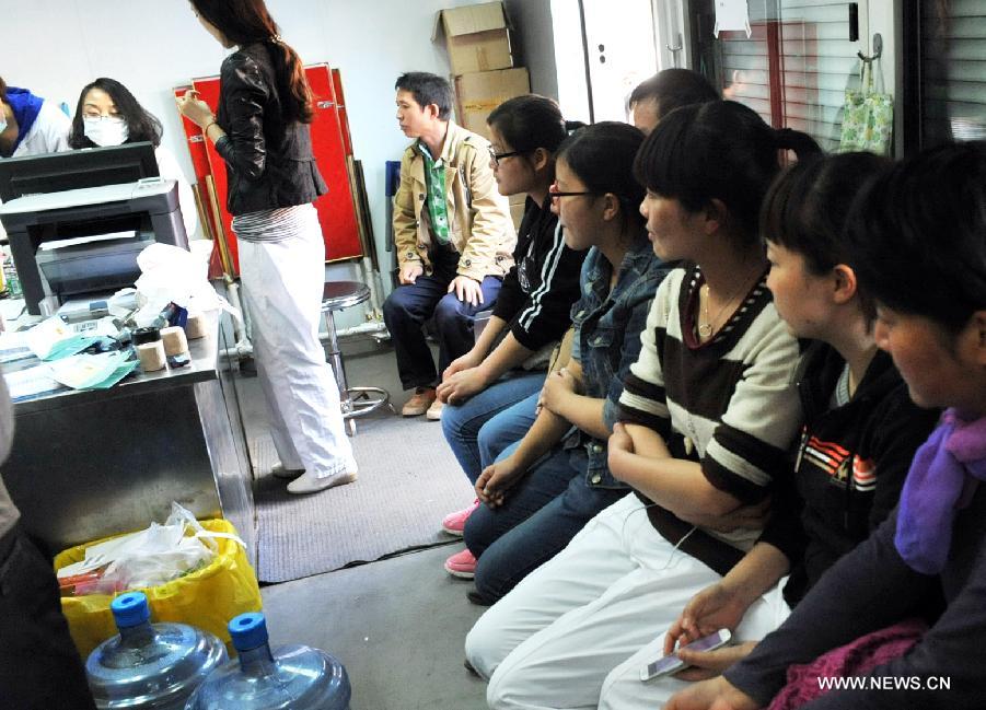 Volunteers flock to donate blood after Kunming terrorist attack