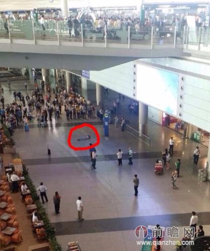 Man falls to his death at Beijing airport in apparent suicide