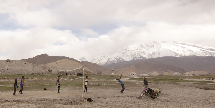 Silk Road Hitchhikers: Volleyball at the end of the world