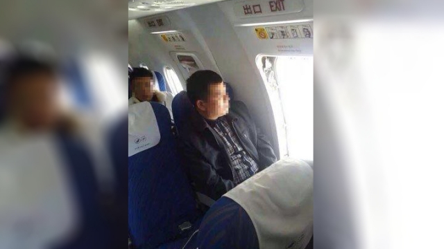 Another passenger opens emergency exit onboard flight, says it's no biggie