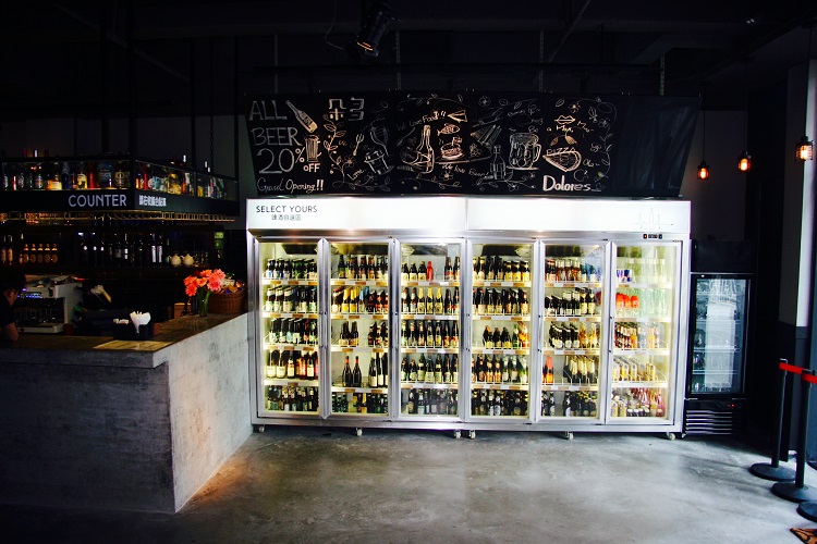 New bar: The Dolores self-serves up craft beer
