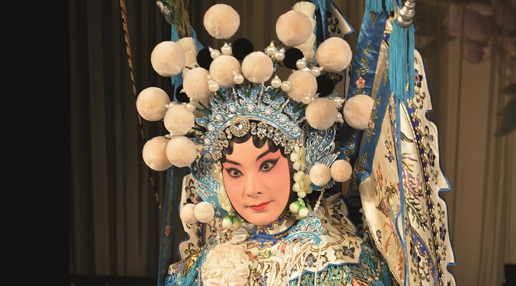 WIN! Rising star Tian Hui discusses 60th anniversary of Shanghai Peking Opera company